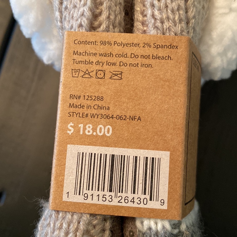 Slippers - Picture 5 of 5